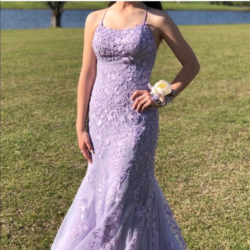 Beautiful Lavender Sherri Hill Prom Dress